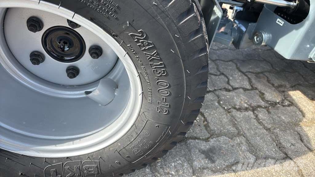 GiANT 1100 Rataslaadurid