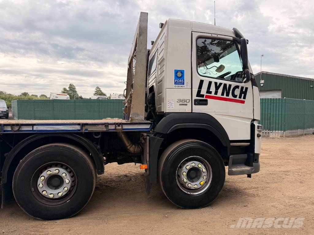 Volvo FM 380 8 X 2 Beavertail Flatbed Cheesewedge Camiones de superficie plana/cabrestantes