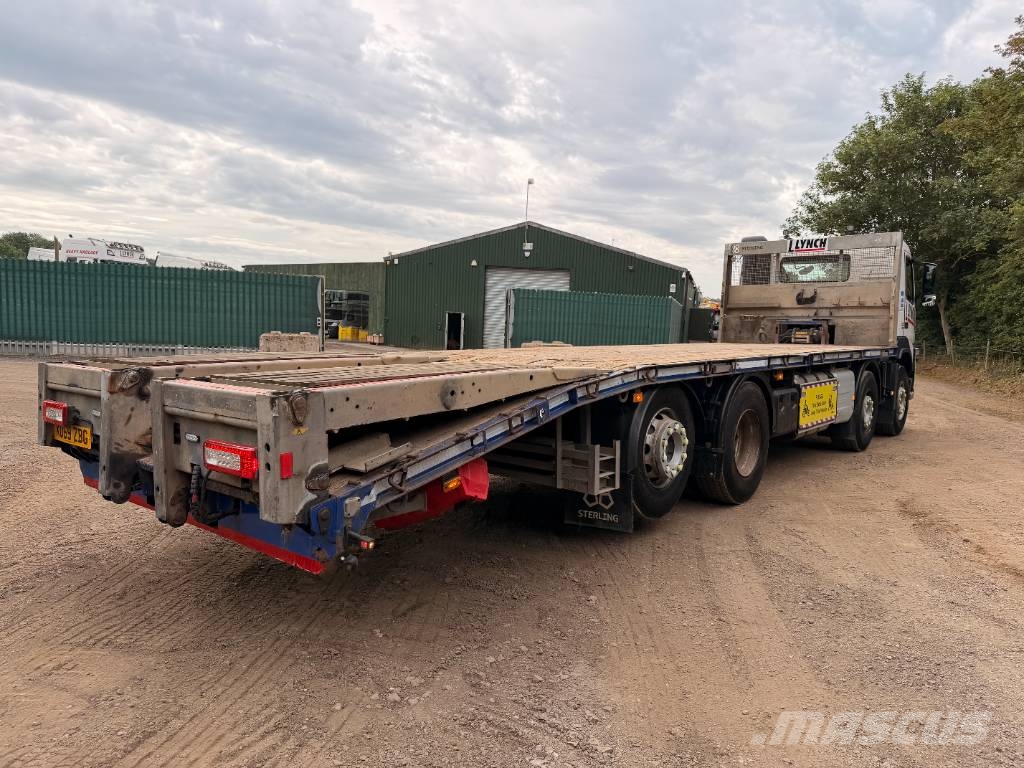 Volvo FM 380 8 X 2 Beavertail Flatbed Cheesewedge Camiones de superficie plana/cabrestantes