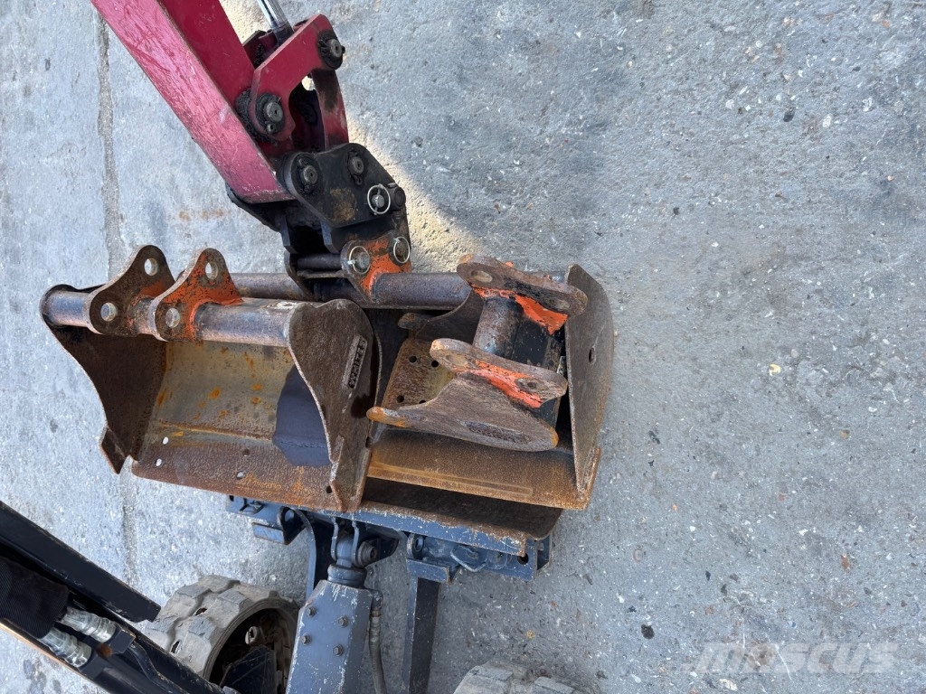 Yanmar SV08 (1E935) Miniexcavadoras