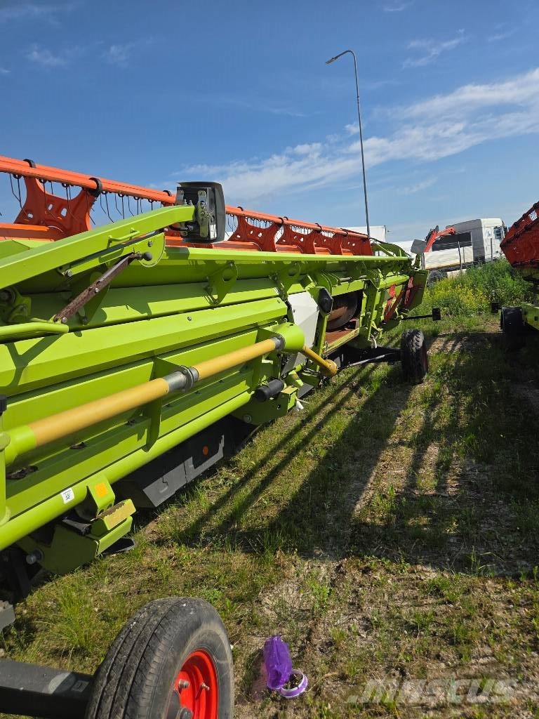 CLAAS Lexion 750 TerraTrac Θεριζοαλωνιστικές μηχανές