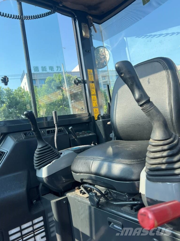 Komatsu PC 50 MR Mini bagri <7t