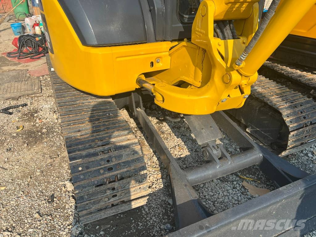 Komatsu PC 50 MR Mini bagri <7t