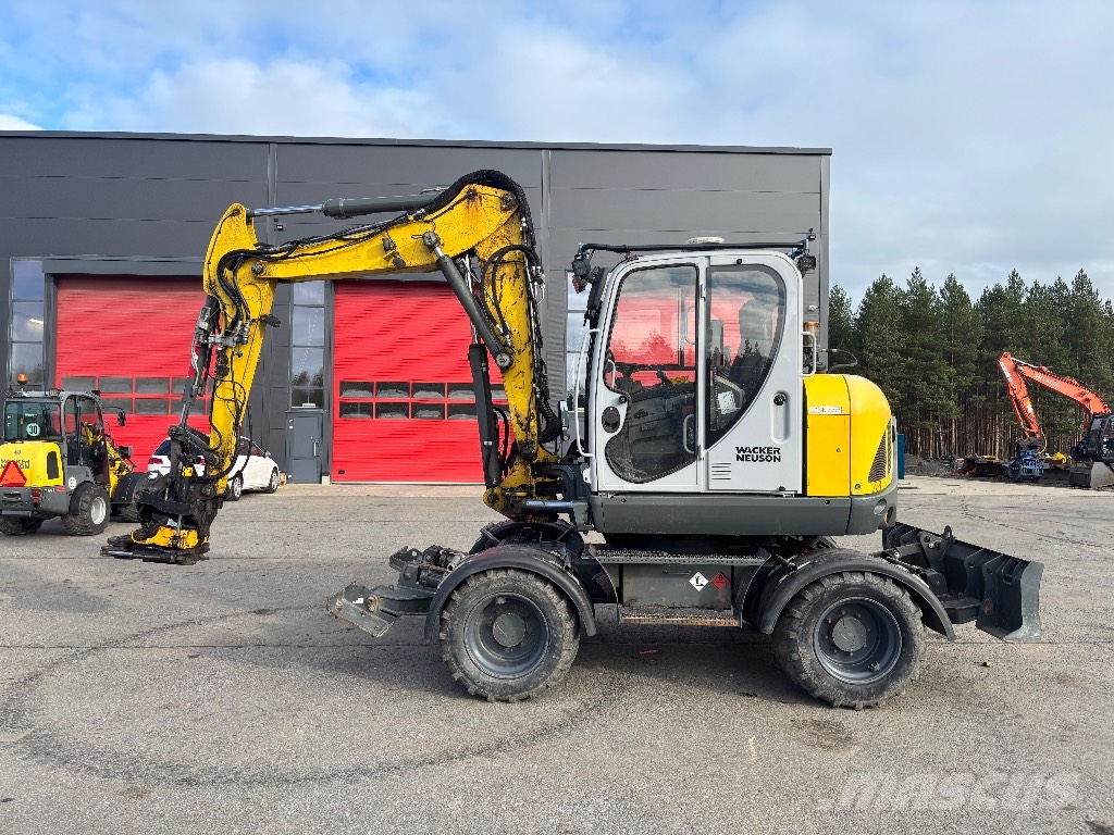 Wacker Neuson EW 100 / Engcon, Rasvari, Lämmitin Mobilbagger