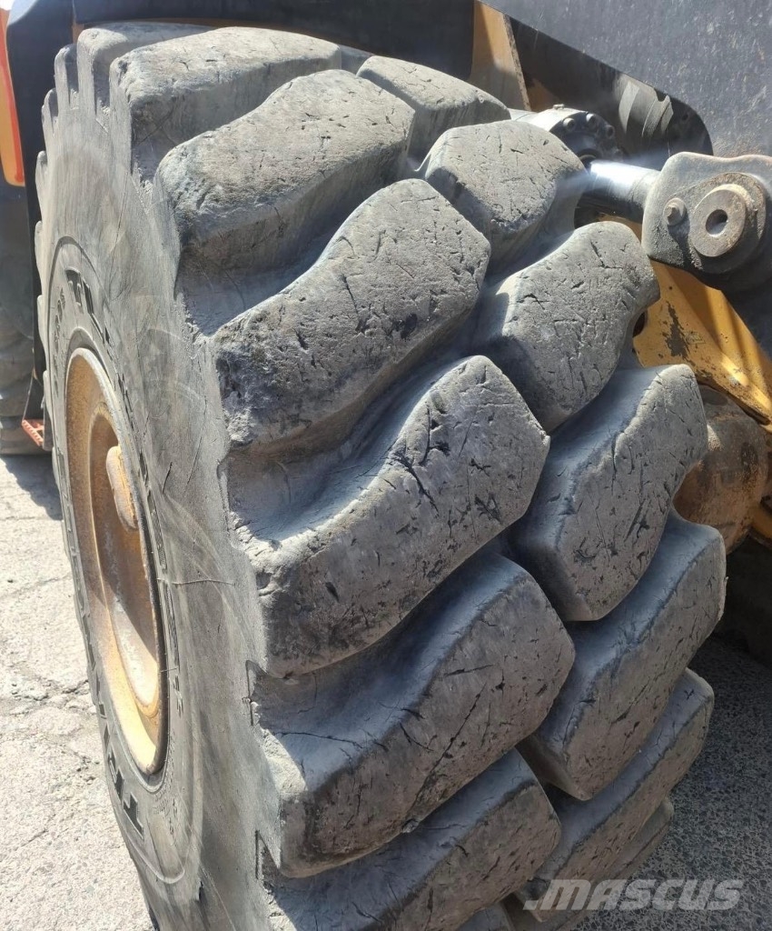 Volvo L 180 H Wielladers