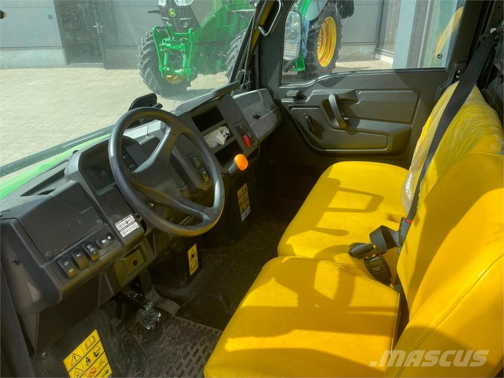 John Deere Gator XUV835M *Benzin* Todoterrenos