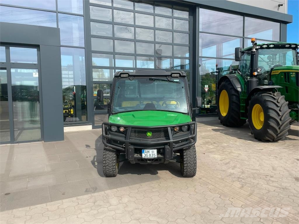 John Deere Gator XUV835M *Benzin* Todoterrenos