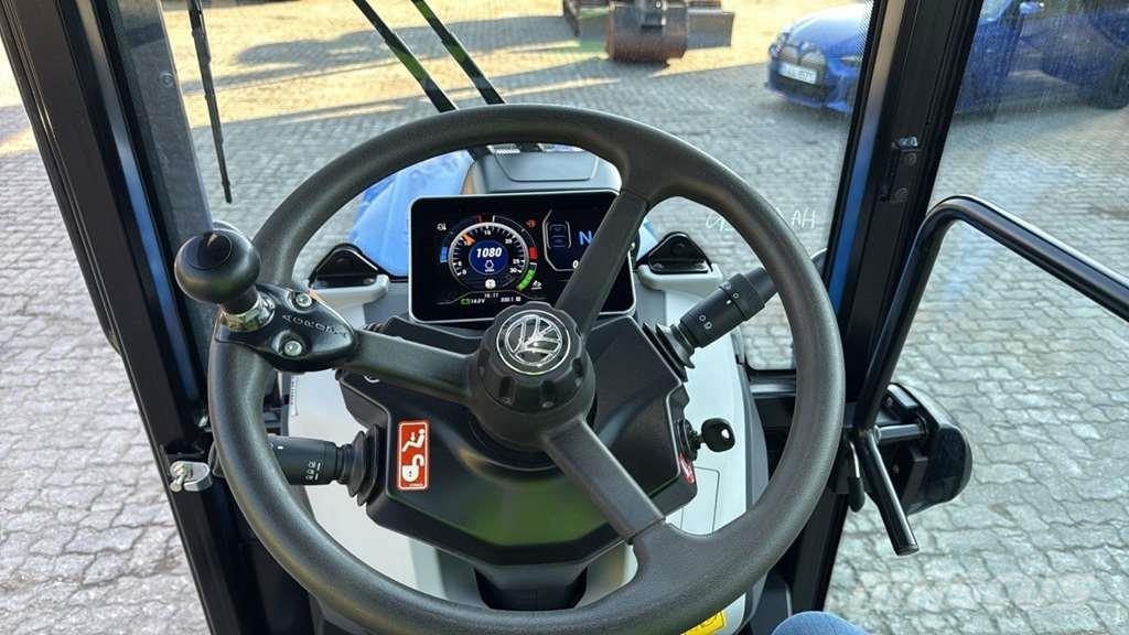 New Holland T4.100V Tractor Traktori