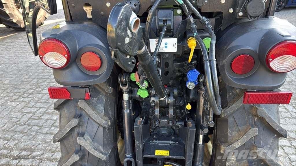 New Holland T4.100V Tractor Traktori