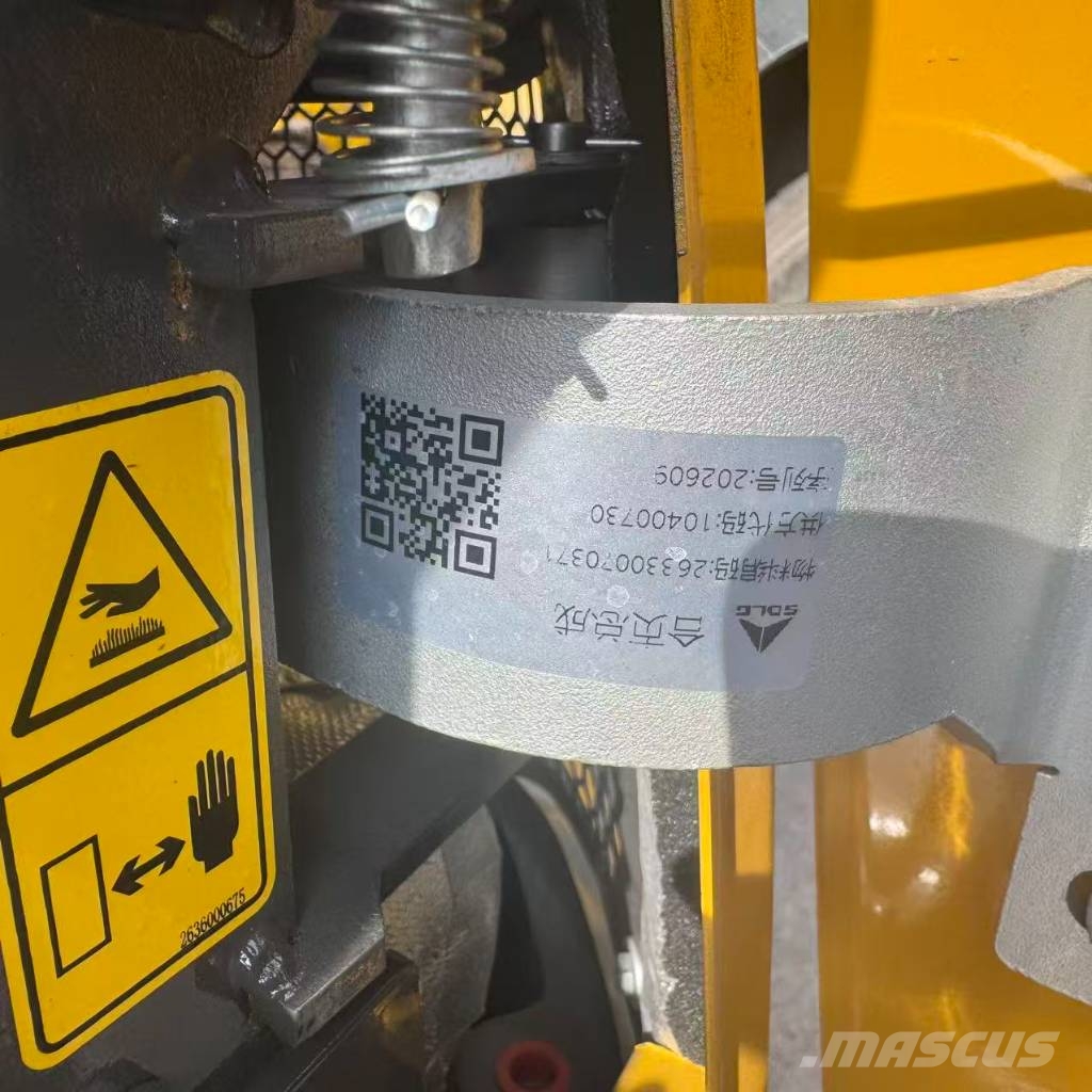 SDLG ER 616 H Bagri goseničarji