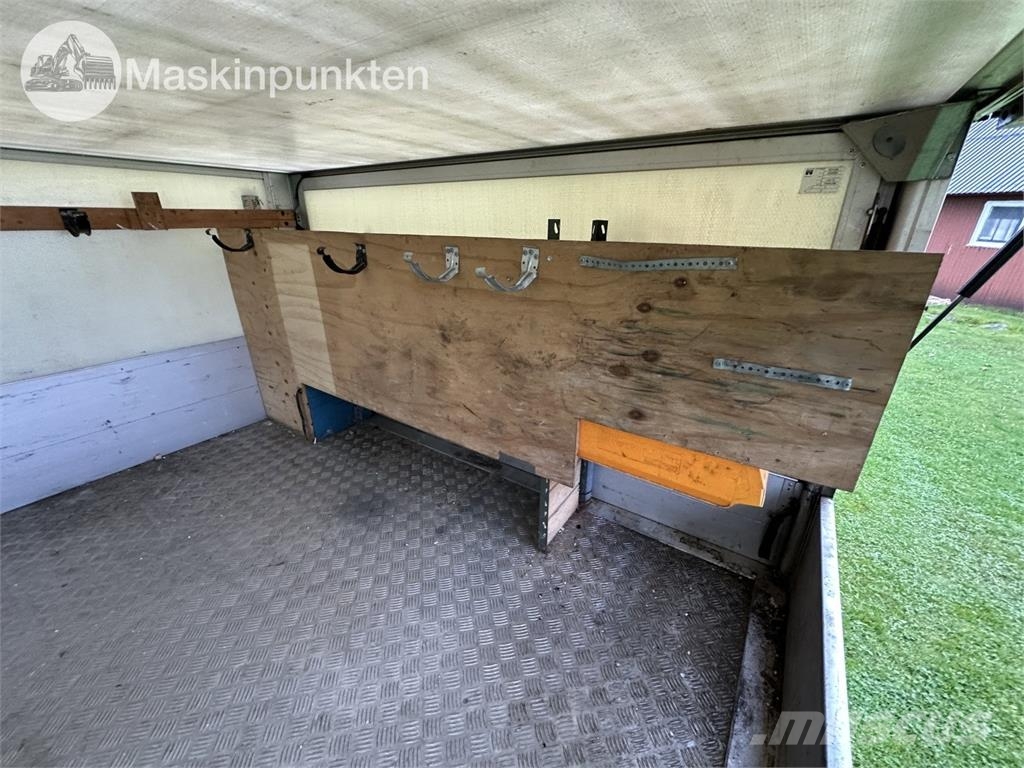 Volkswagen Transporter T5 Pickup 汽车