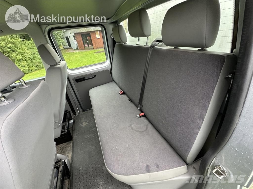 Volkswagen Transporter T5 Pickup 汽车