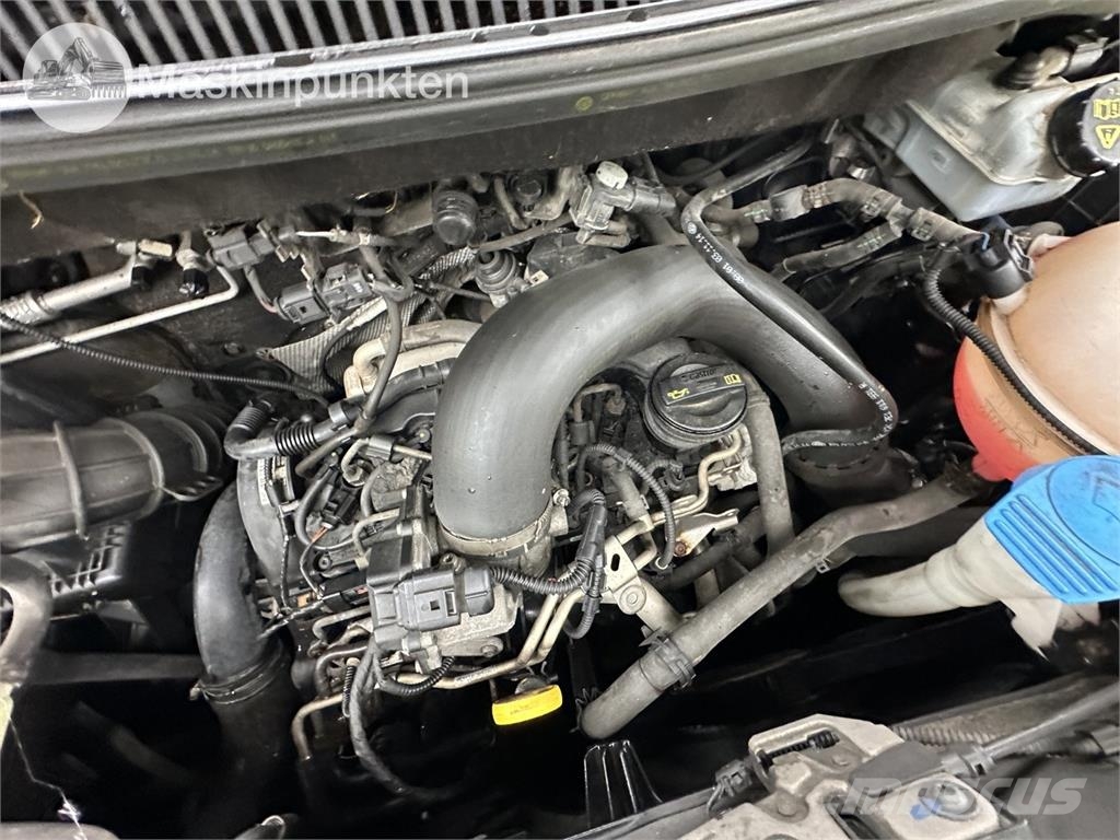 Volkswagen Transporter T5 Pickup 汽车