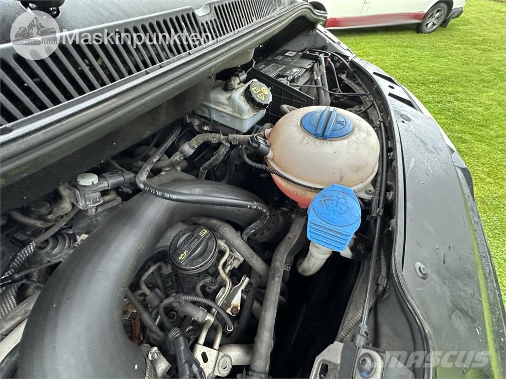 Volkswagen Transporter T5 Pickup 汽车
