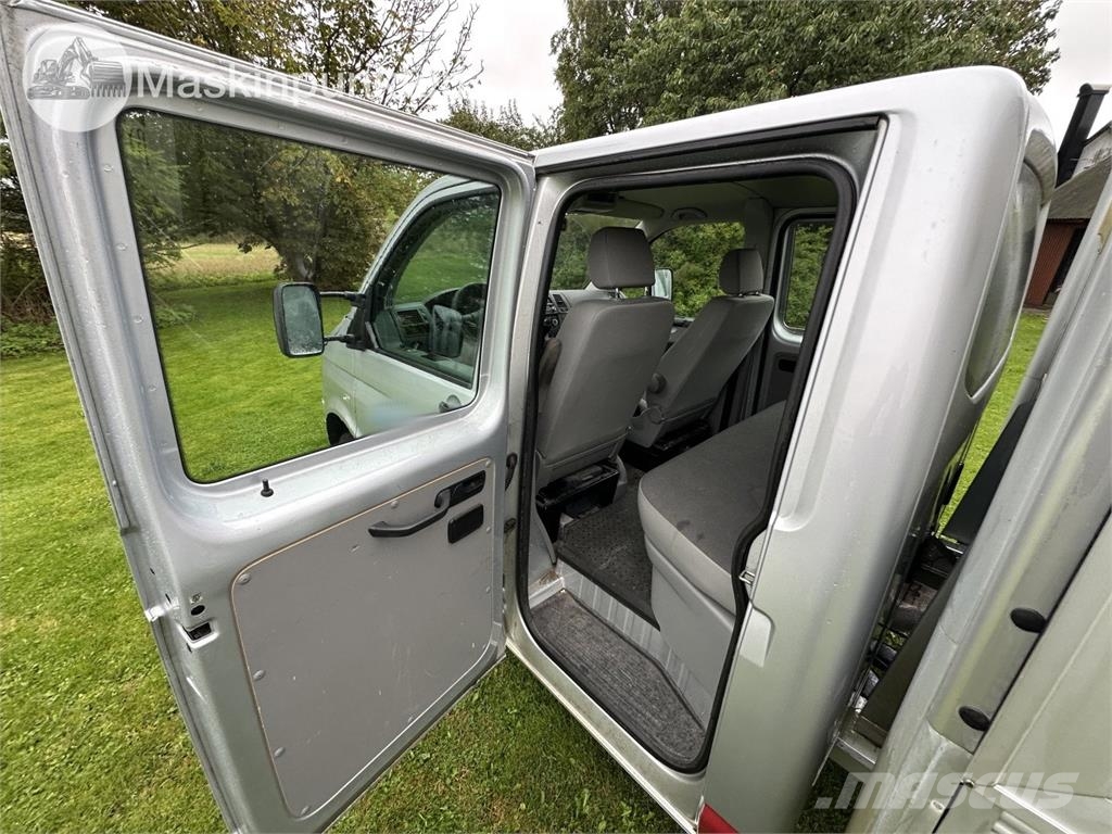 Volkswagen Transporter T5 Pickup 汽车