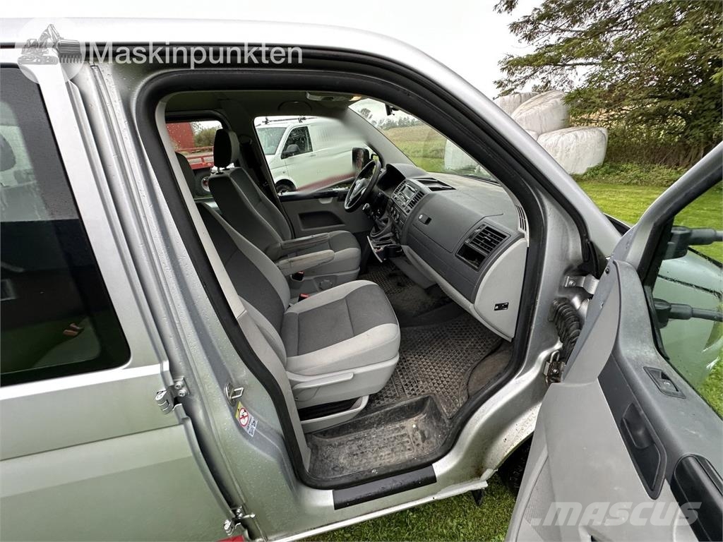 Volkswagen Transporter T5 Pickup 汽车