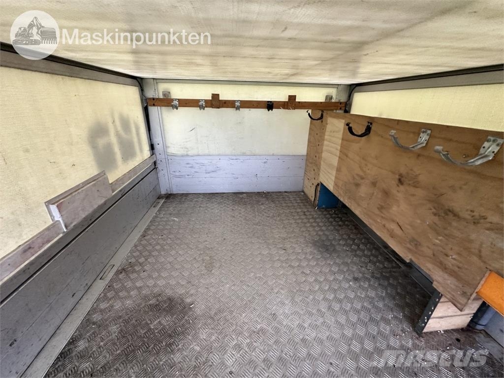 Volkswagen Transporter T5 Pickup 汽车