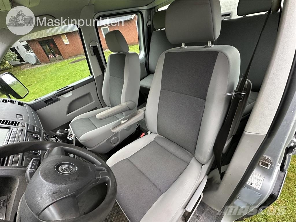 Volkswagen Transporter T5 Pickup 汽车