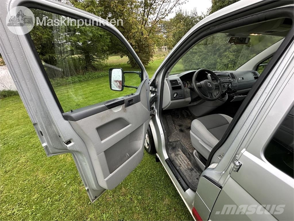 Volkswagen Transporter T5 Pickup 汽车