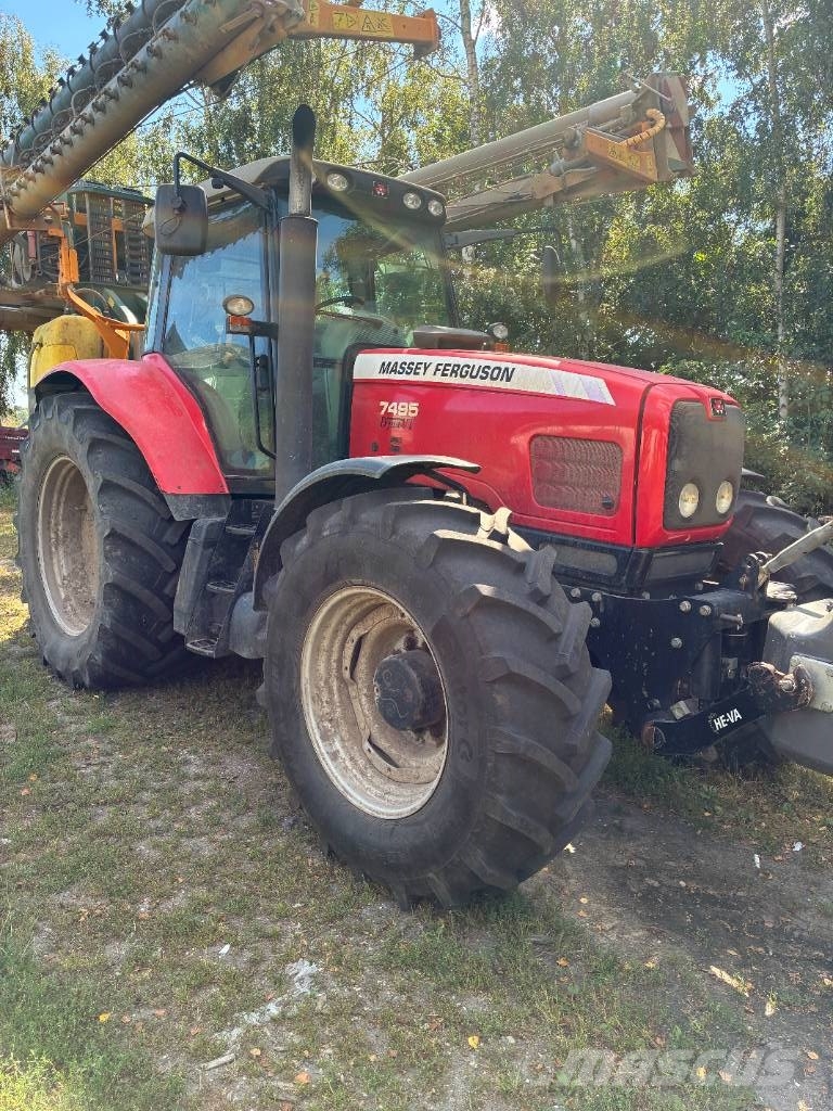 Massey Ferguson 7495 Traktori