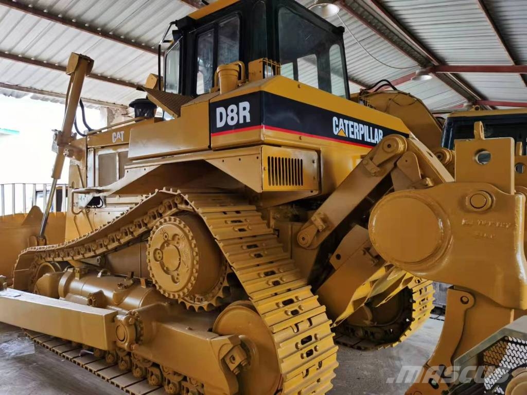 CAT D 8 R Buldožerji goseničarji
