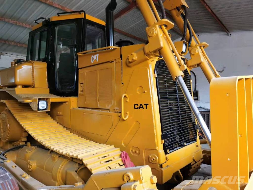 CAT D 8 R Buldožerji goseničarji