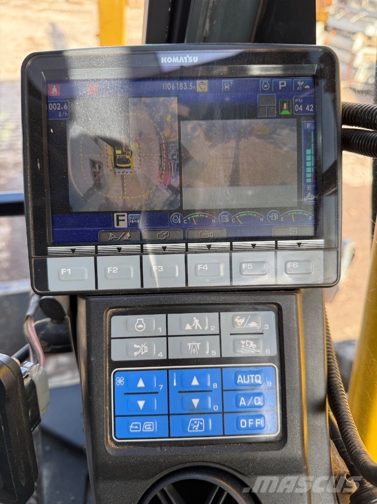 Komatsu PW 148-11 - PW148 - PW 140 - PW 160 Wielgraafmachines
