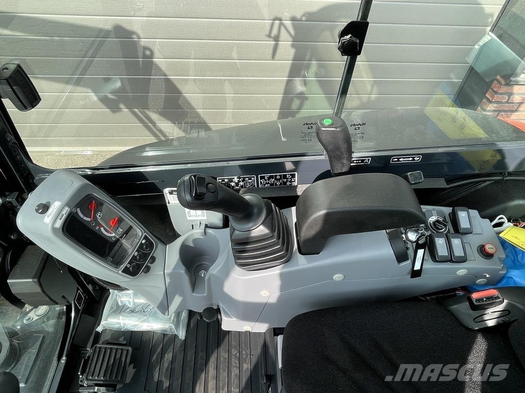 Kubota KX027 KX27 HI-SPEC minigraver NIEUW €599 LEASE Minigraafmachines < 7t