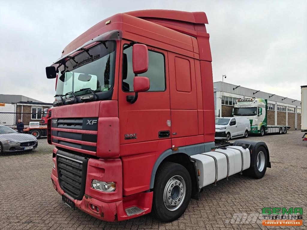 DAF FT XF105.460 4x2 Space Cab Euro 5 - Manual Transmi Тягачі