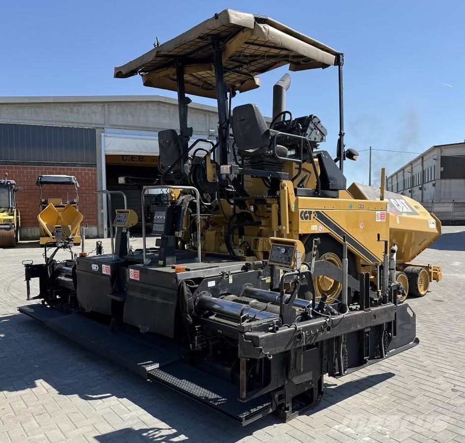 CAT AP 600D Асфальтовкладачі