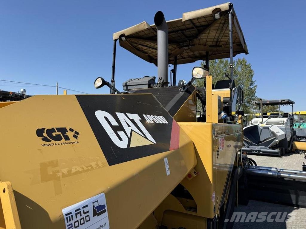 CAT AP 600D Асфальтовкладачі