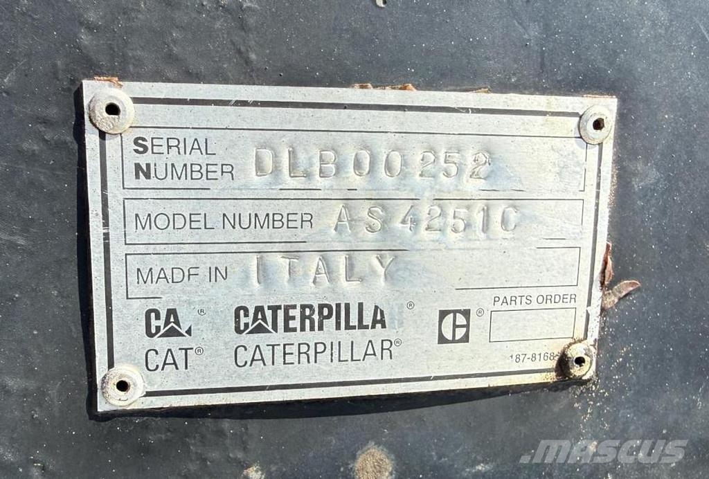 CAT AP 600D Асфальтовкладачі