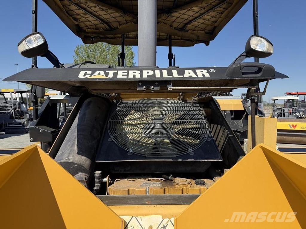 CAT AP 600D Асфальтовкладачі