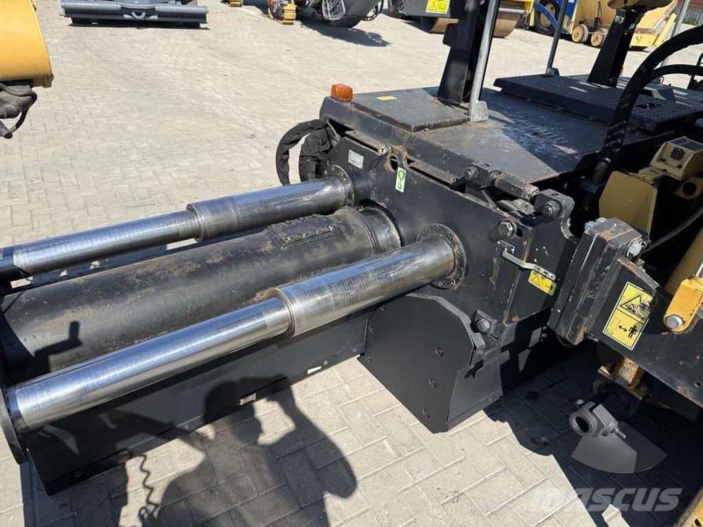 CAT AP 600D Асфальтовкладачі
