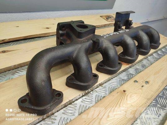 John Deere 6068 HRT 90 (R534259) exhaust manifold Motorok