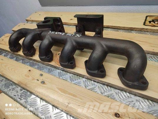 John Deere 6068 HRT 90 (R534259) exhaust manifold Motorok