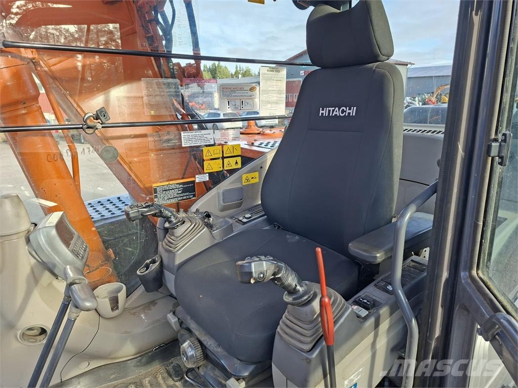 Hitachi ZX130LC-3 PYÖRITTÄJÄLLÄ Raupenbagger