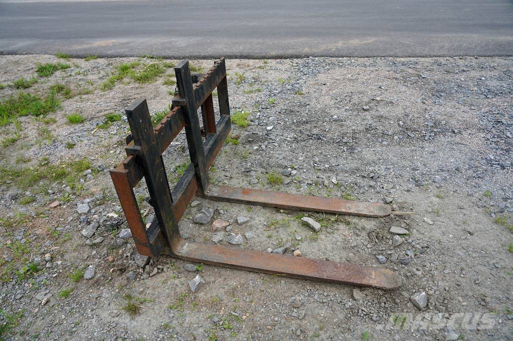 Pallgafflar 1200x1000mm SMS/Trima fäste Frontalinių krautuvų priedai
