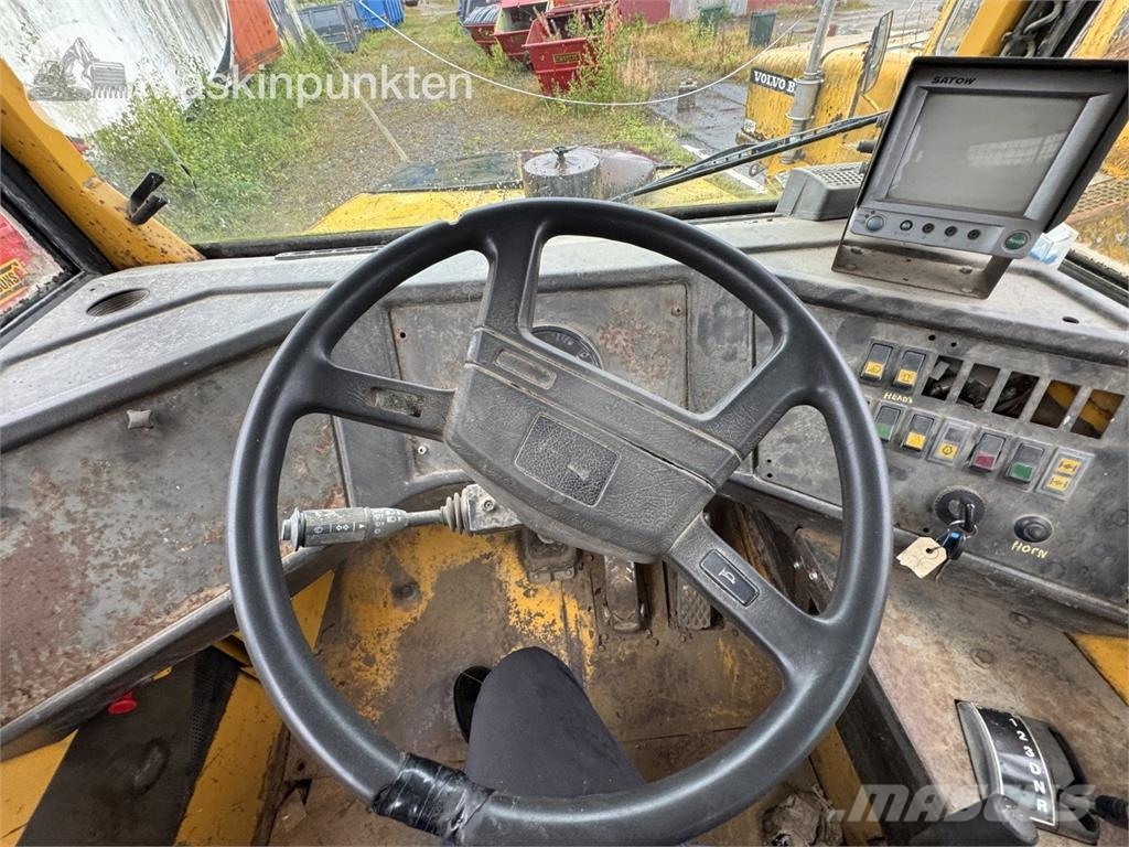 Volvo A20 6X4 アーティキュレート式ダンプトラック