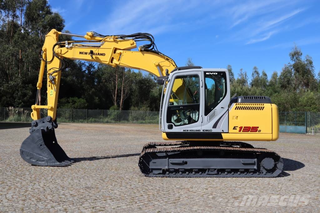 New Holland Kobelco E 135 B Telakaivukoneet