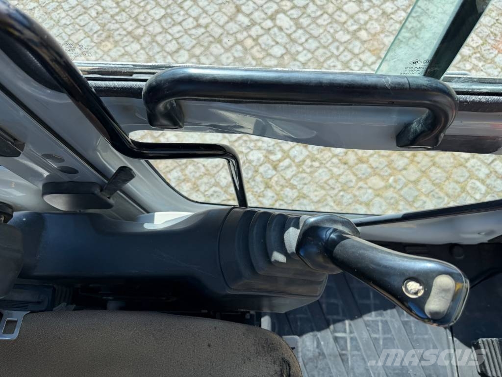 New Holland Kobelco E 135 B Telakaivukoneet