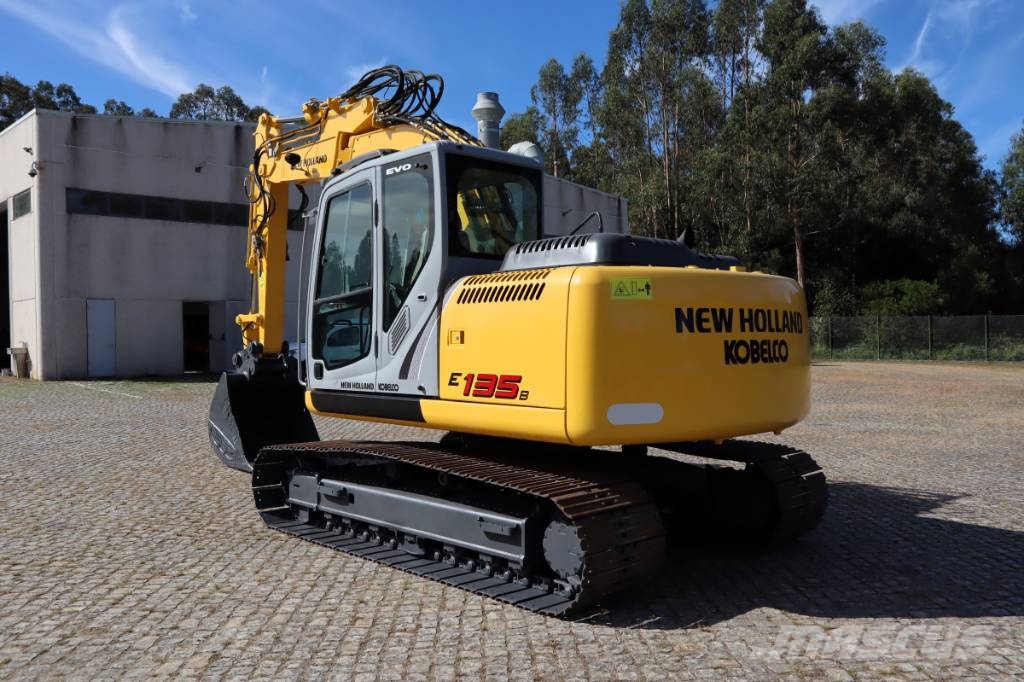 New Holland Kobelco E 135 B Telakaivukoneet