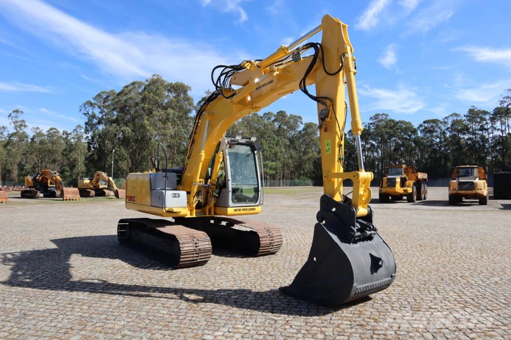 New Holland Kobelco E 135 B Telakaivukoneet