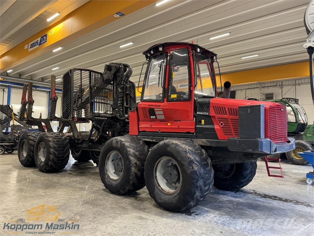 Komatsu 895 Transportadoras