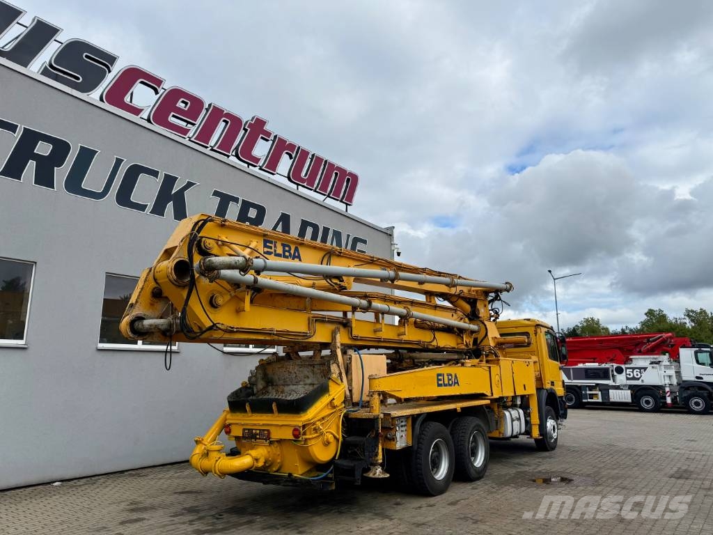 Mercedes-Benz Actros 3332 Schwing 36-4 m مضخات خرسانة