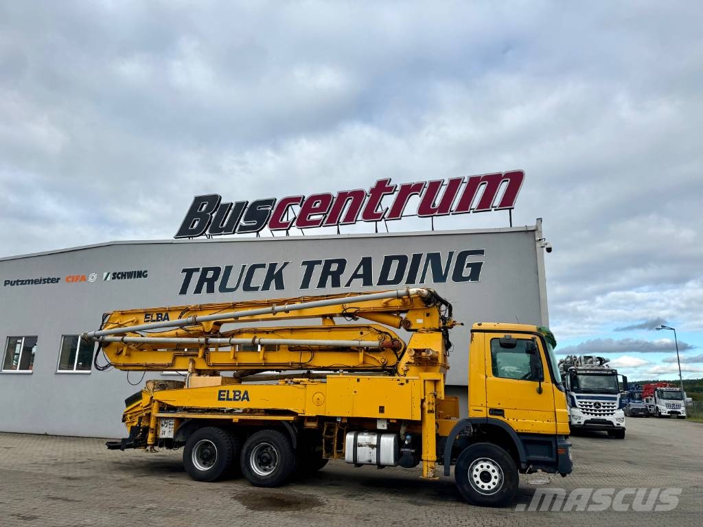 Mercedes-Benz Actros 3332 Schwing 36-4 m مضخات خرسانة