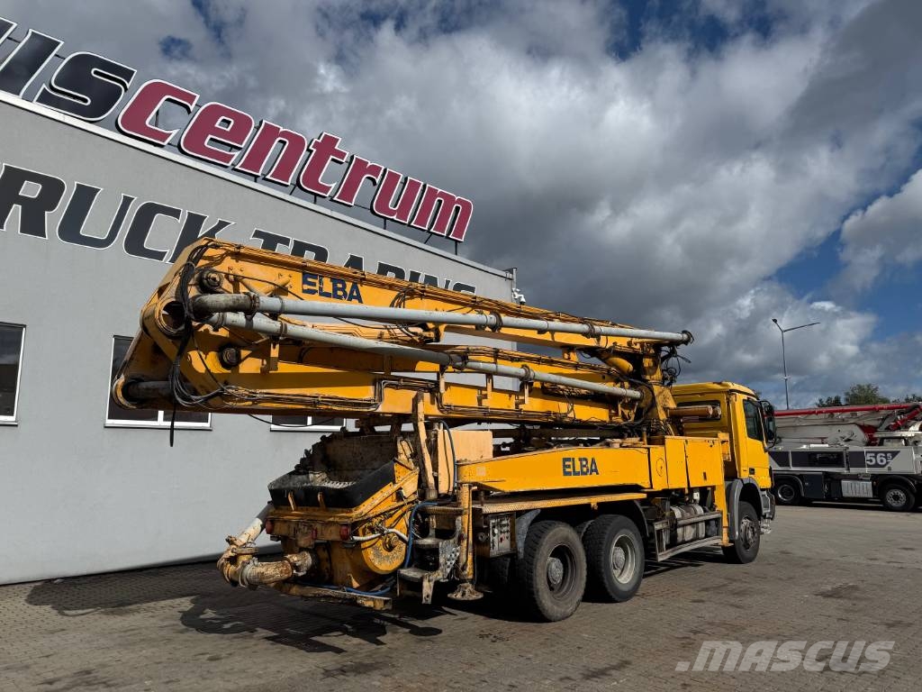 Mercedes-Benz Actros 3332 Schwing 36-4 m Pompa pentru beton