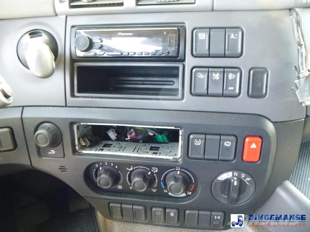 DAF CF 310 4x2 Euro 6 curtain sider 篷布货车
