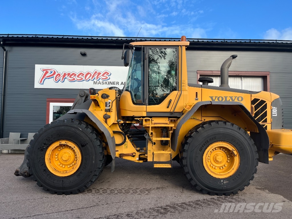 Volvo L 110 F-08 Nya Däck Rataslaadurid