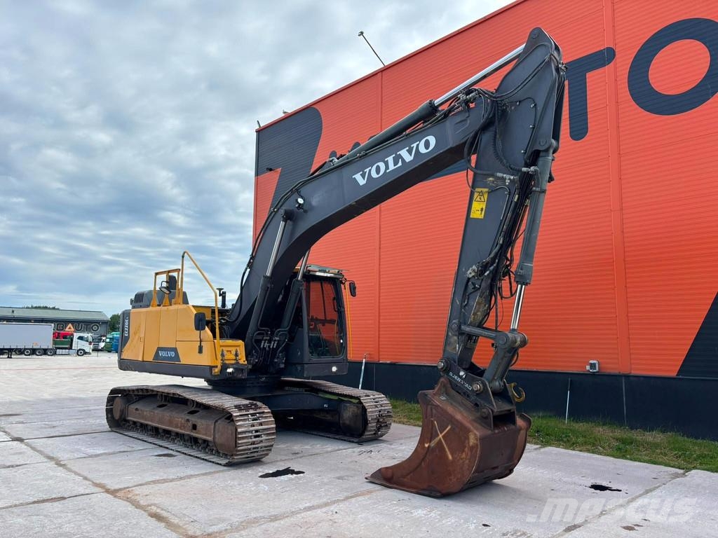 Volvo EC 220 EL 3D / CENTRAL LUBRICATION / AC / AUXILIAR Rupsgraafmachines